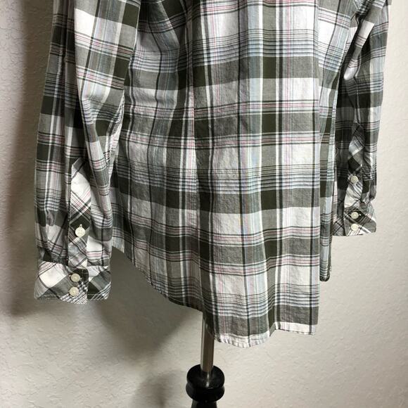 Torrid white army green plaid button down top size 0 or Large - Picture 11 of 14